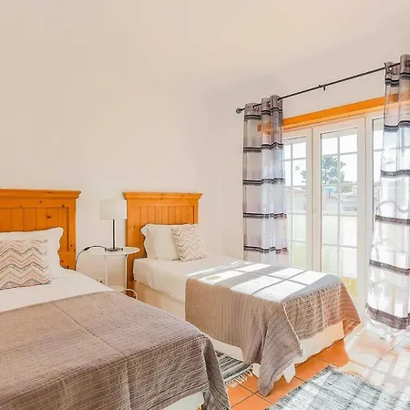 Casais De Mestre Mendo Sleeps 8 Wifi Villa